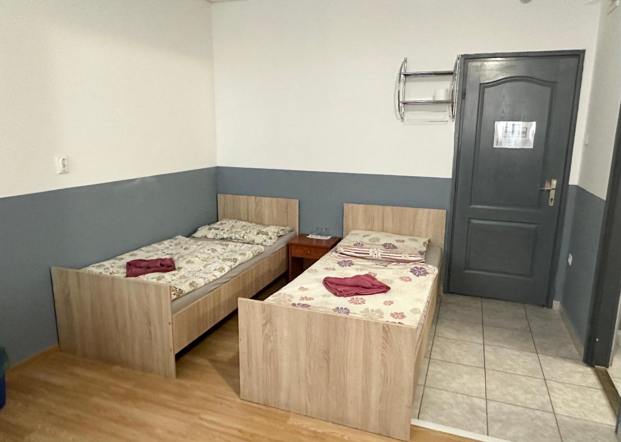 Lanchid Szallo Kecskemét Exterior foto